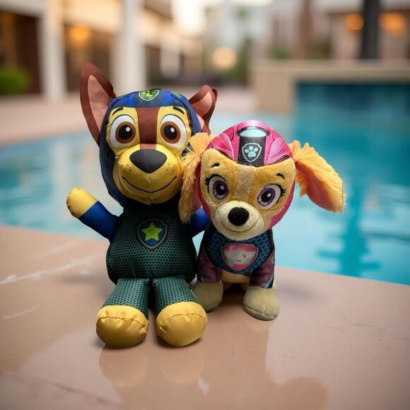 Paw Patrol Swim Water Chase & Aqua Outfit Skye Plush - Picture 1 of 5
